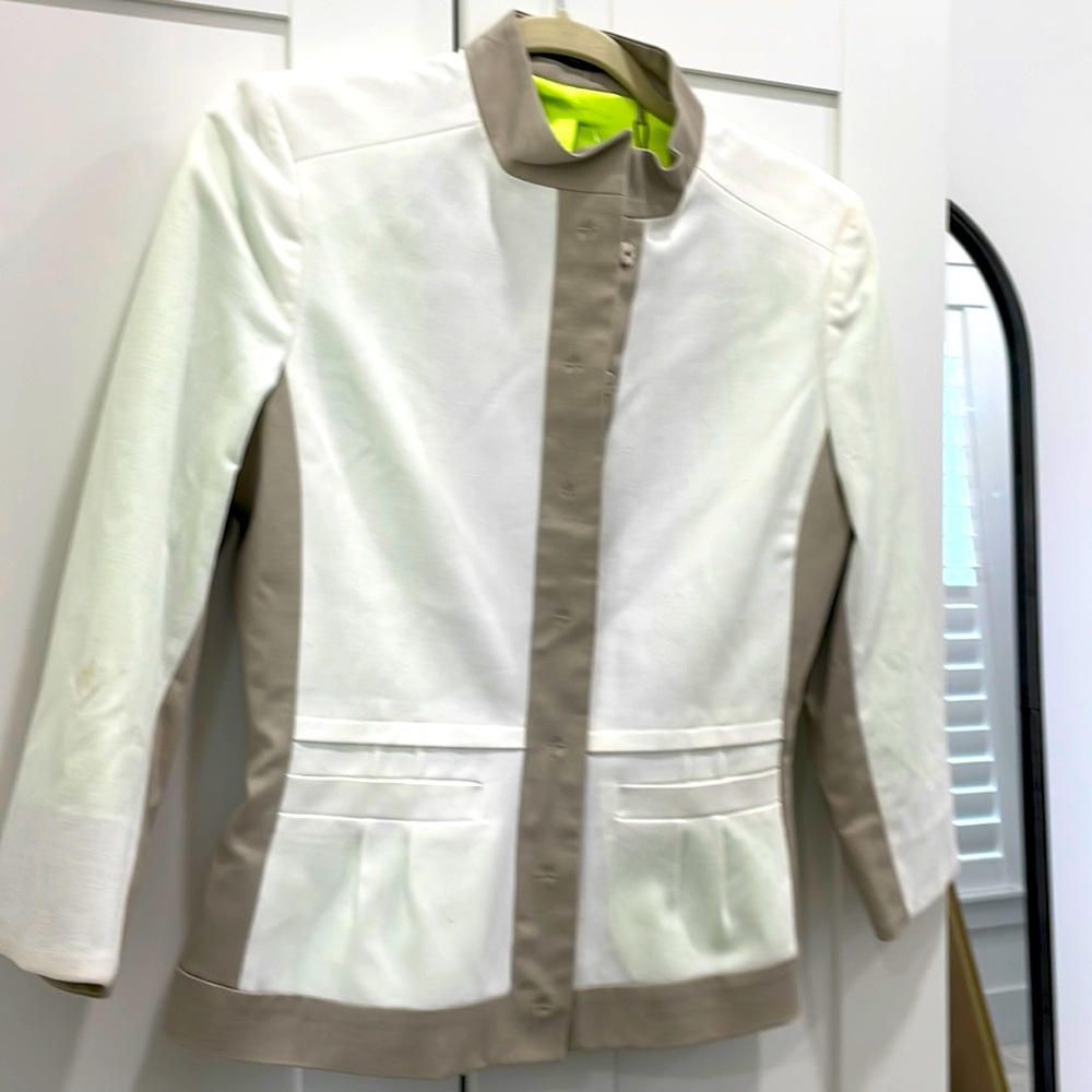 TAHARI Cream and Tan Jacket, size 6, Lime green interior.  New with tags